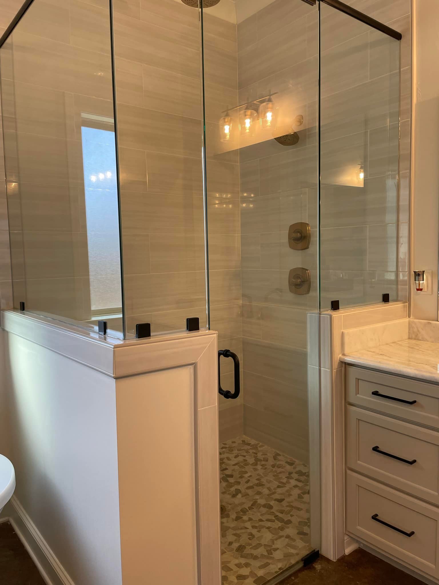 Clean bathrooms in Southaven ms